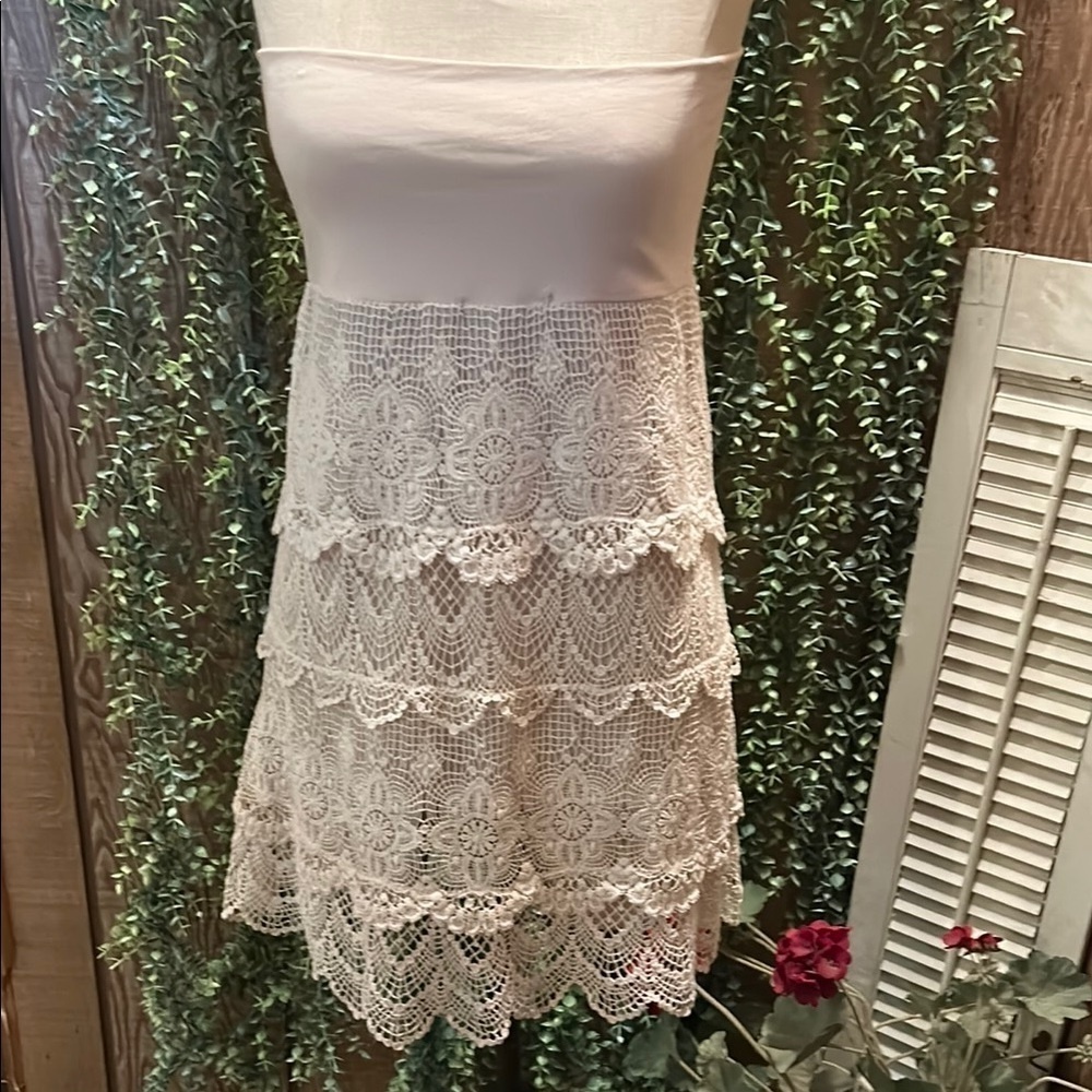 Lace Tiered Skirt - Picture 3 of 3